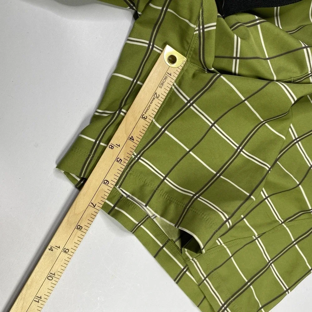 The North Face Class V Belted Board Shorts Mens Large Green Plaid Hiking Swim